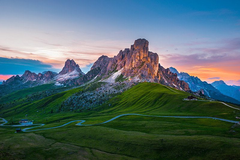 焦山口的日落。白云石山脈阿爾卑斯山脈。意大利圖片素材