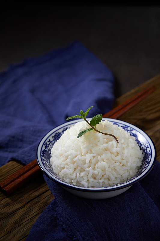 一碗米飯圖片素材