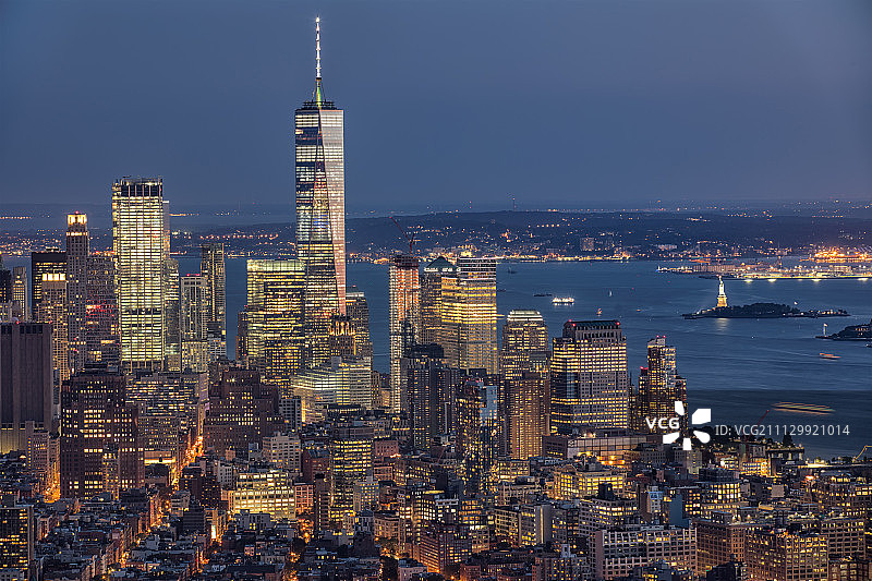 纽约港曼哈顿夜景图片素材
