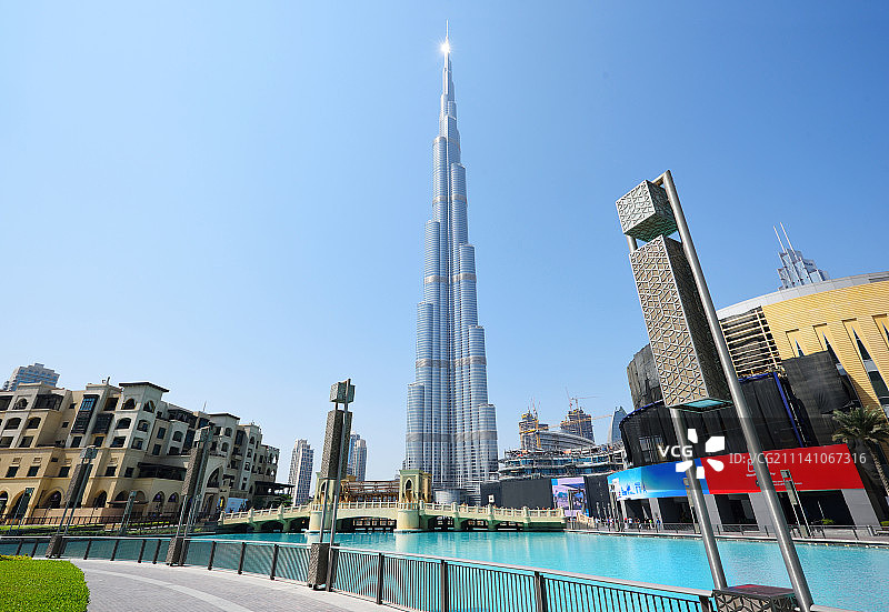 迪拜购物中心及哈利法塔图片素材