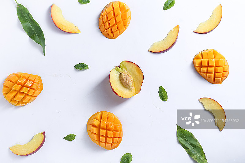 芒果桃子黄色水果平铺背景图片素材