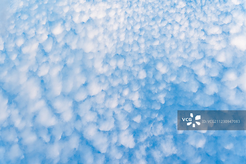 天空中奇特的乳状云图片素材