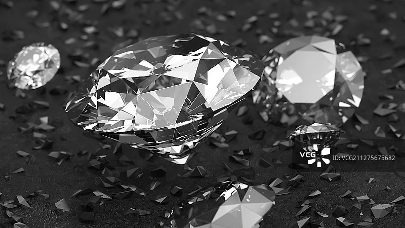 桌面上摆放的晶莹剔透的钻石图片素材