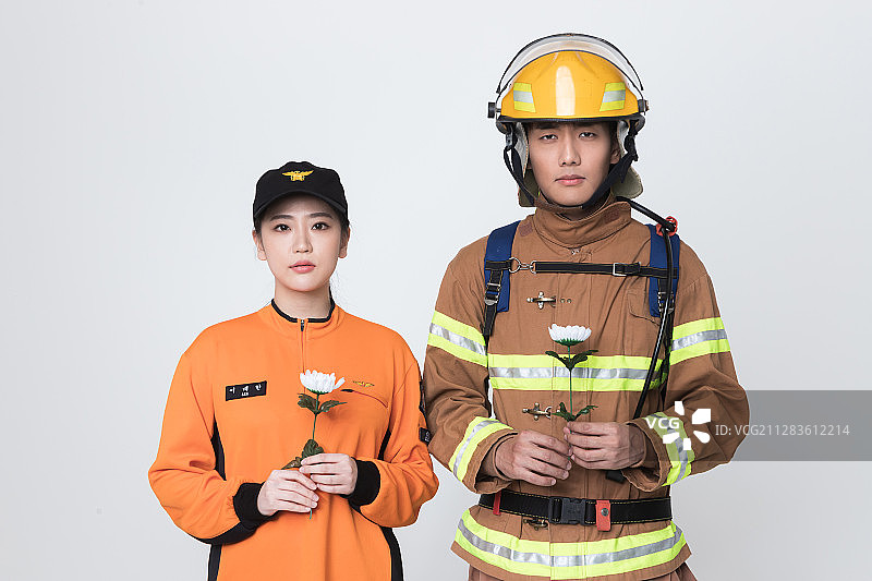 亚洲男女消防员肖像410图片素材