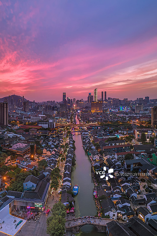 鸟瞰无锡京杭大运河清明桥景区图片素材
