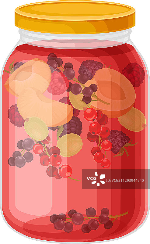 玻璃罐，装有腌制的浆果果盘或炖的图片素材