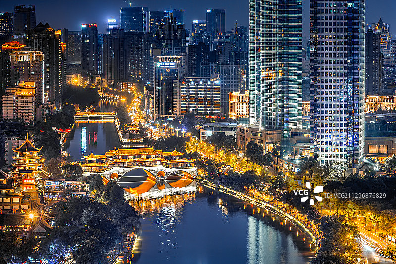 成都市中心地标九眼桥金色夜景图片素材
