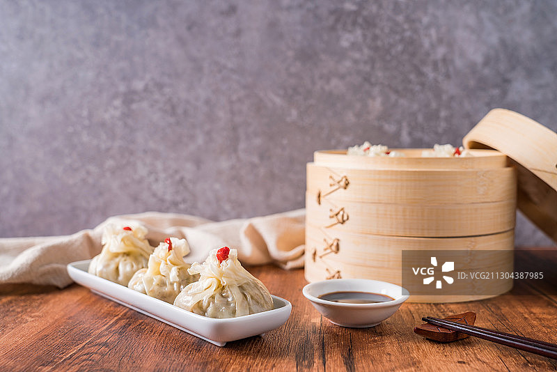 中国内蒙古呼和浩特传统美食羊肉烧麦图片素材