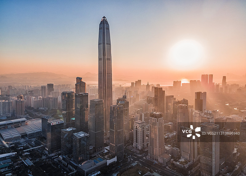 深圳平安国际金融中心（平安银行大厦）日出图片素材