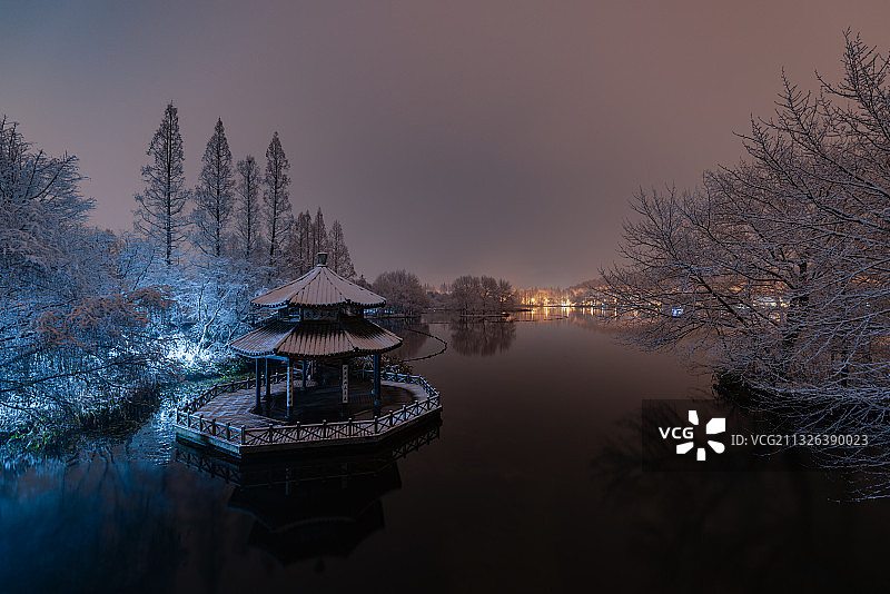 浙江杭州西湖雪景冬天图片素材