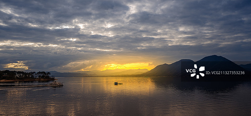 太平湖的早晨图片素材