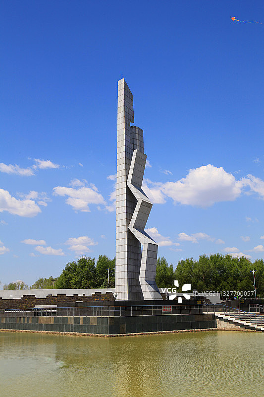 黑龙江齐齐哈尔和平广场胜利纪念碑图片素材
