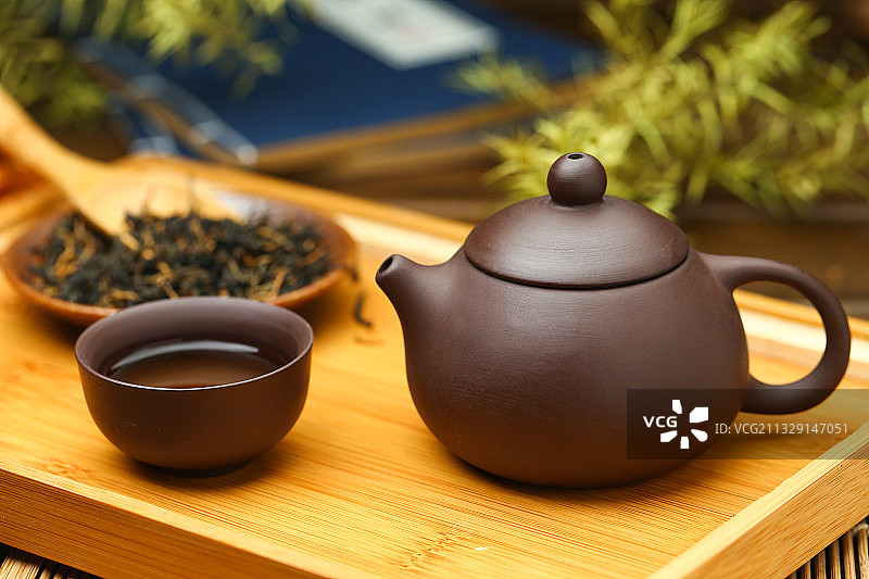 紫砂茶具和茶叶图片素材