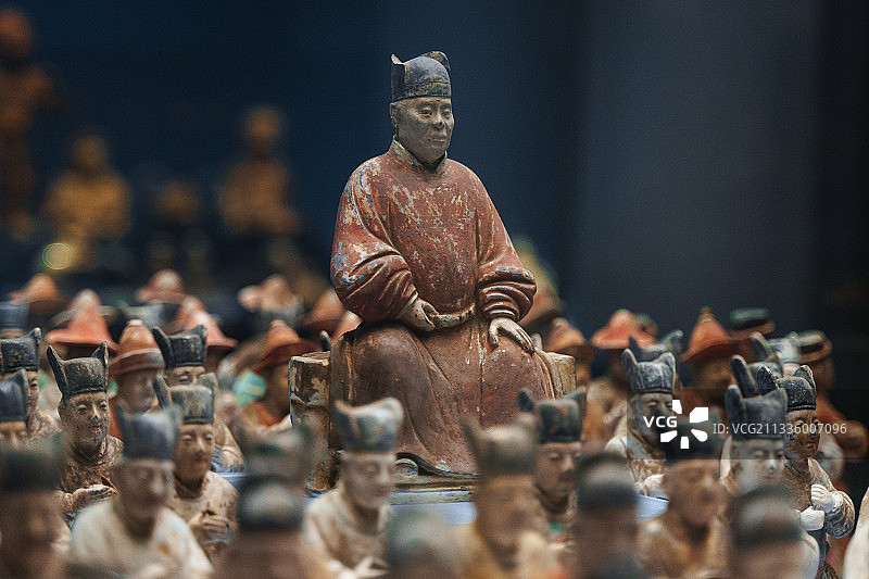陕西历史博物馆馆藏文物明彩绘仪仗俑群图片素材