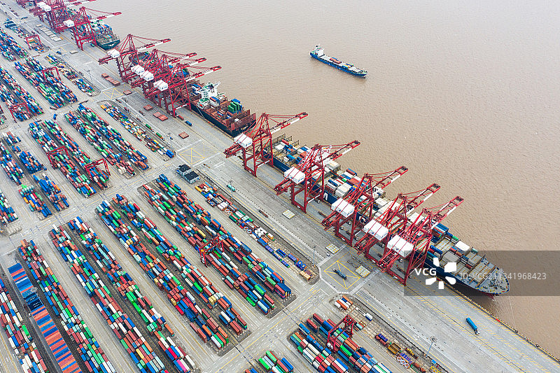 上海洋山深水港白昼航拍图片素材