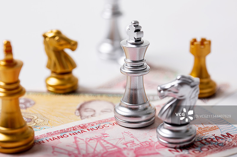 国际象棋和货币图片素材