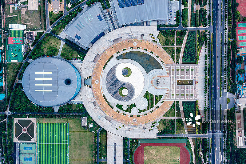 亚洲中国河南省焦作市太极体育中心夏季户外风光航拍视角图片素材