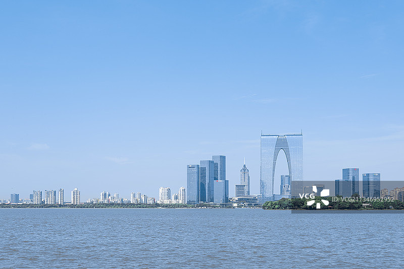 苏州现代滨水城市风光图片素材