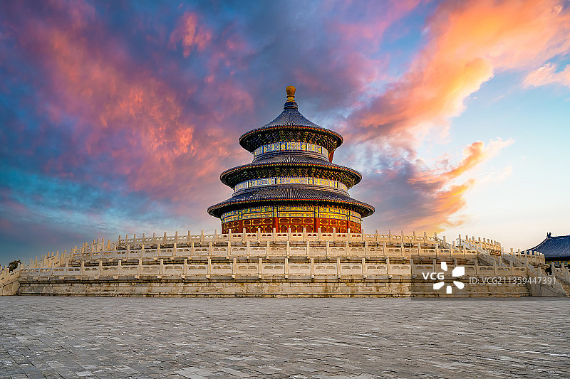 中国北京天坛公园祈年殿晚霞风光图片素材
