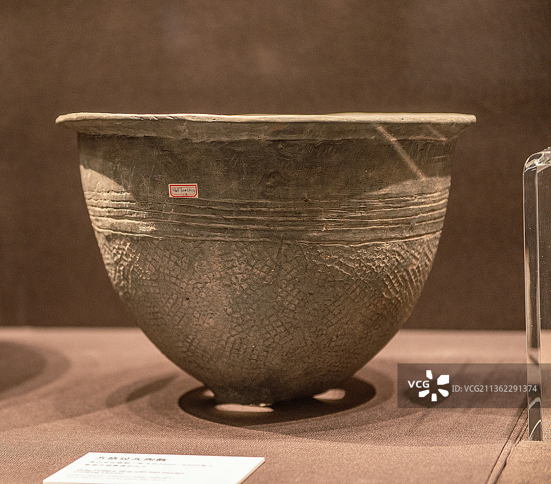 龙山文化的陶器图片素材
