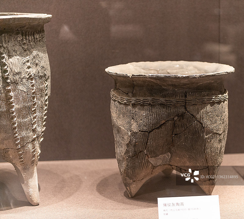 中国商代灰陶器图片素材