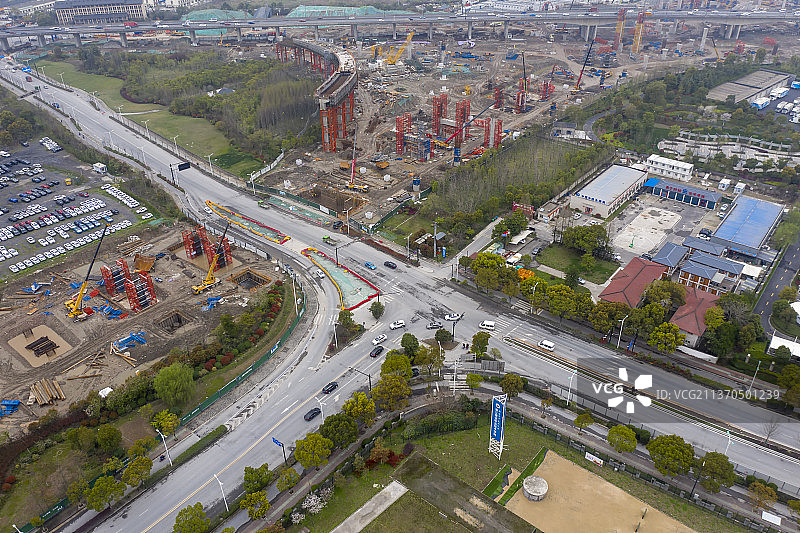 航拍杭州城市道路鸟瞰图图片素材