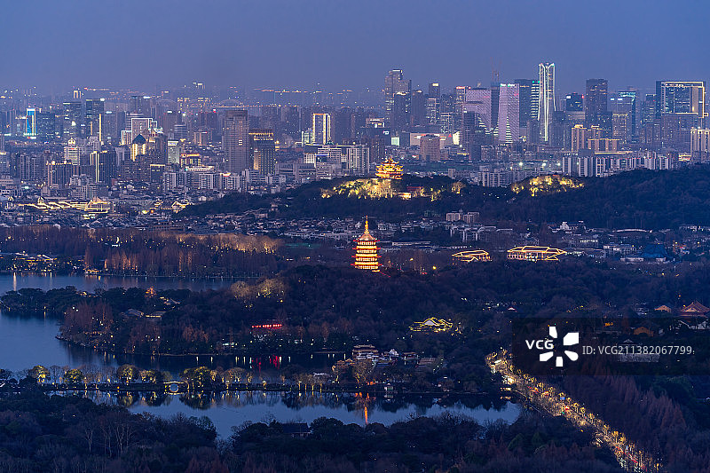 杭州南高峰城市夜景拍摄-雷峰塔-城隍阁图片素材