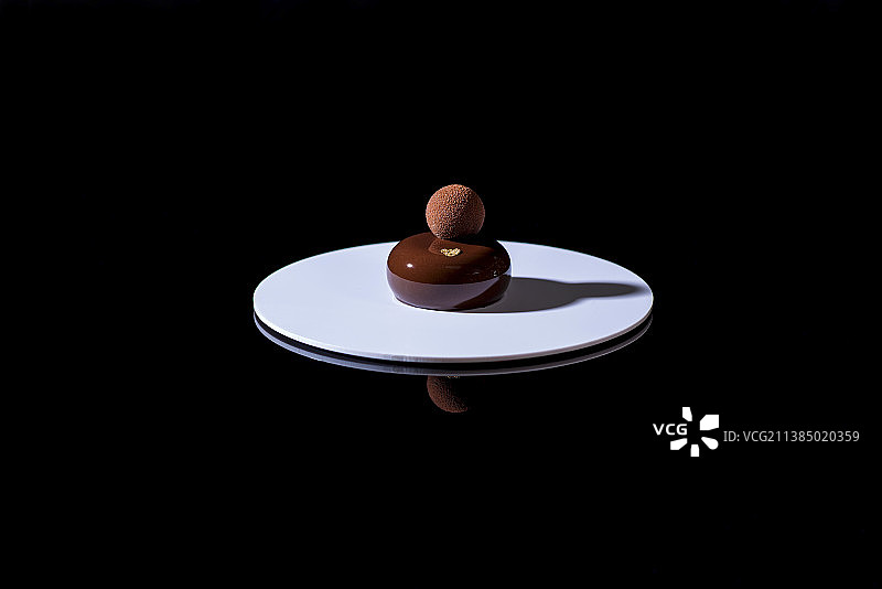 巧克力球甜点图片素材
