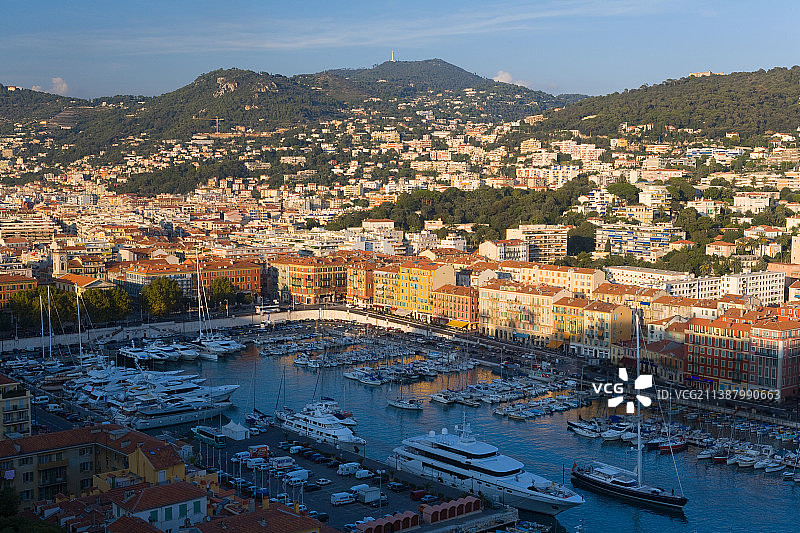 俯瞰尼斯港，Provence-Alpes-Côte d'Azur，法国图片素材