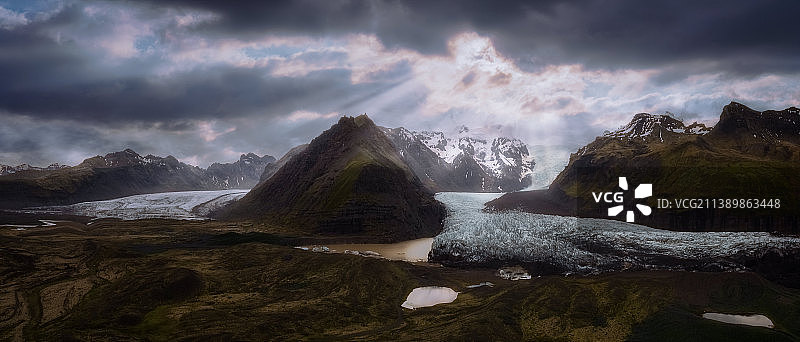 冰岛的dji0004p冰川上的光点图片素材
