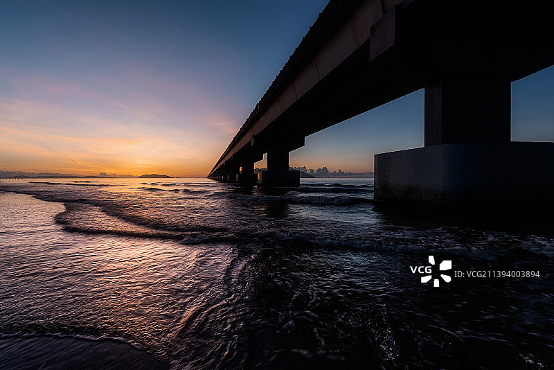 中国广东省汕头市南澳大桥桥下图片素材