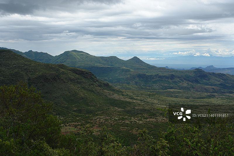 肯尼亚莱基皮亚县，山与天的映衬图片素材