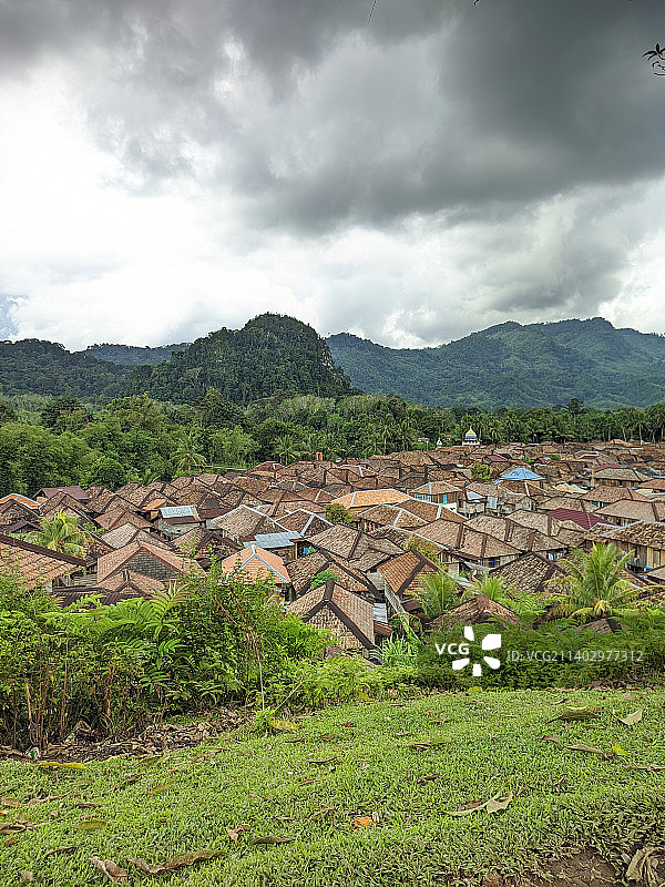 印度尼西亚纳帕尔里钦，天空映衬下的风景图片素材
