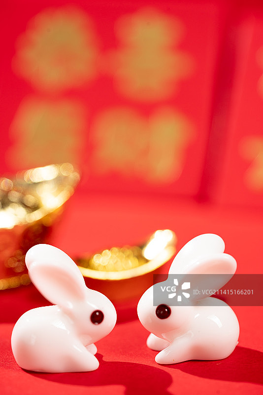 兔年兔子金元宝图片素材