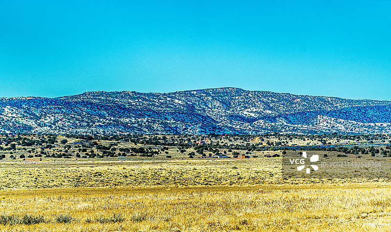 美国亚利桑那州和犹他州公路风光图片素材