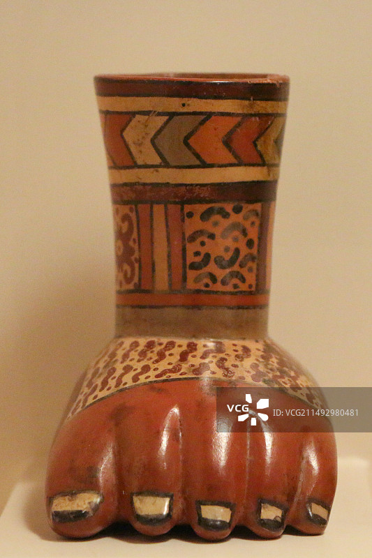 秘鲁陶瓷艺术展品图片素材