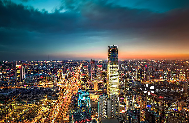 北京国贸建筑群夜景图片素材