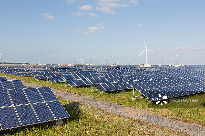 风力太阳能综合发电场图片素材