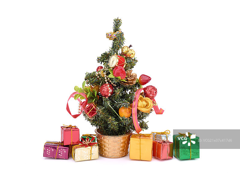 圣诞树和装饰品图片素材