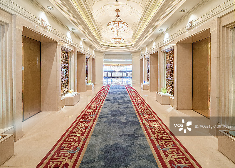 中国大饭店客房区电梯间InsideTheChinaWorldHotel图片素材