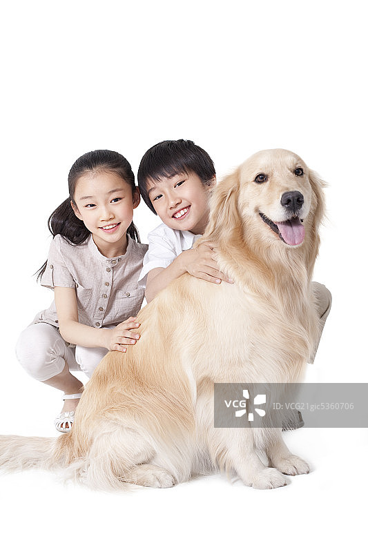 儿童和宠物狗图片素材