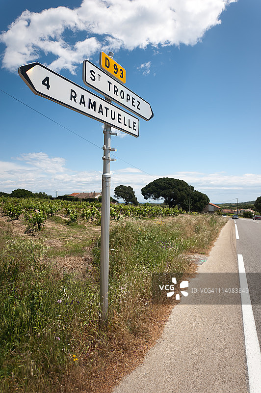 拉马图埃勒和圣特罗佩的路标图片素材