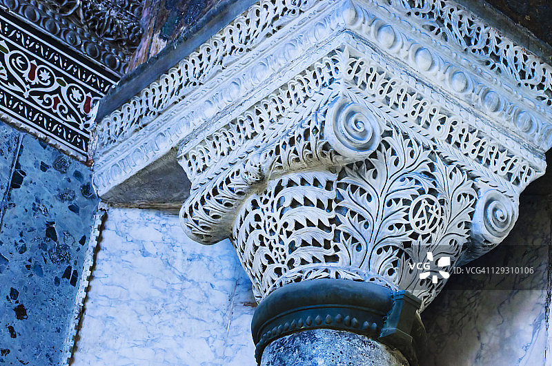 土耳其，伊斯坦布尔，圣索菲亚清真寺柱子图片素材