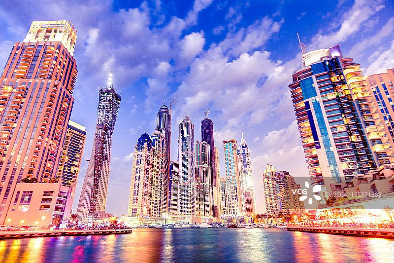 迪拜码头的市中心图片素材