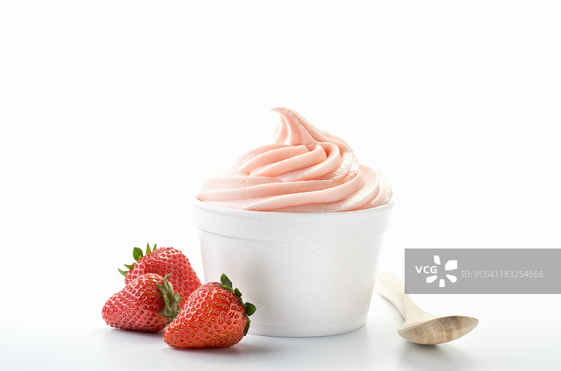 草莓酸奶图片素材