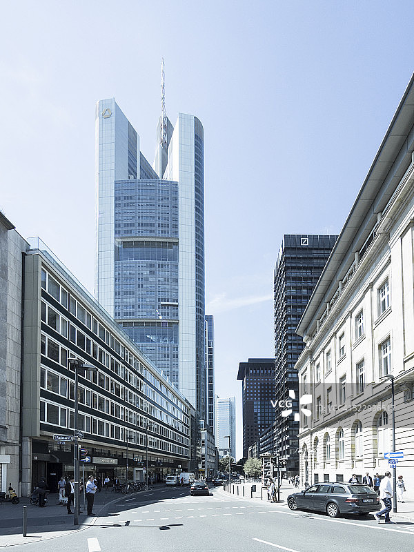 德国，黑塞，法兰克福，德国商业银行大厦，从Rossmarkt观景图片素材