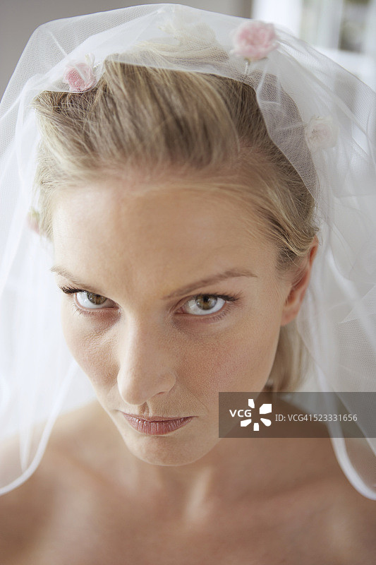 愤怒的新娘图片素材