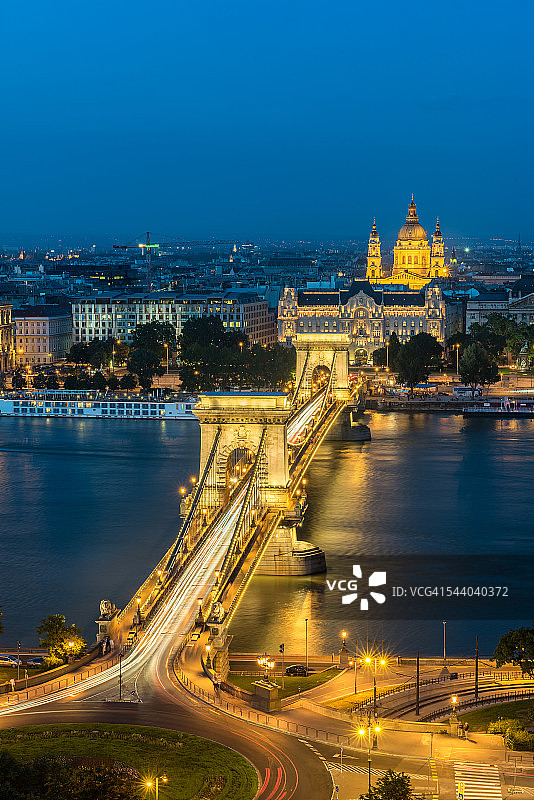 匈牙利布达佩斯的铁链桥图片素材