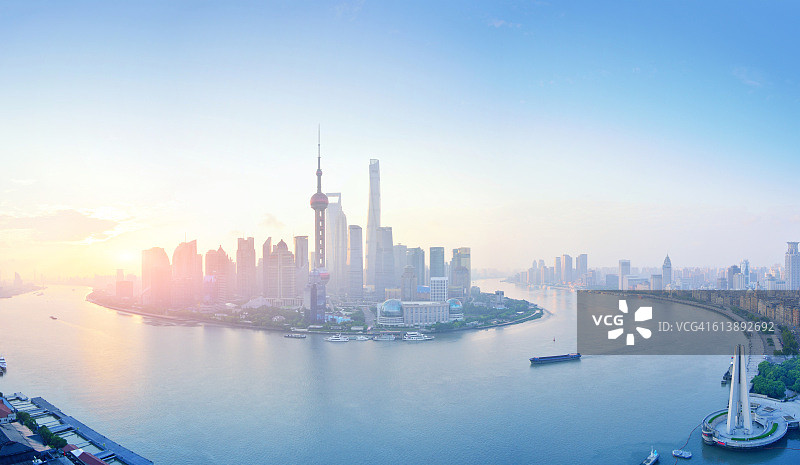 清晨上海天际线全景，上海图片素材