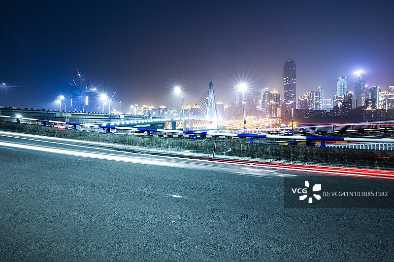 重庆市路夜景图片素材